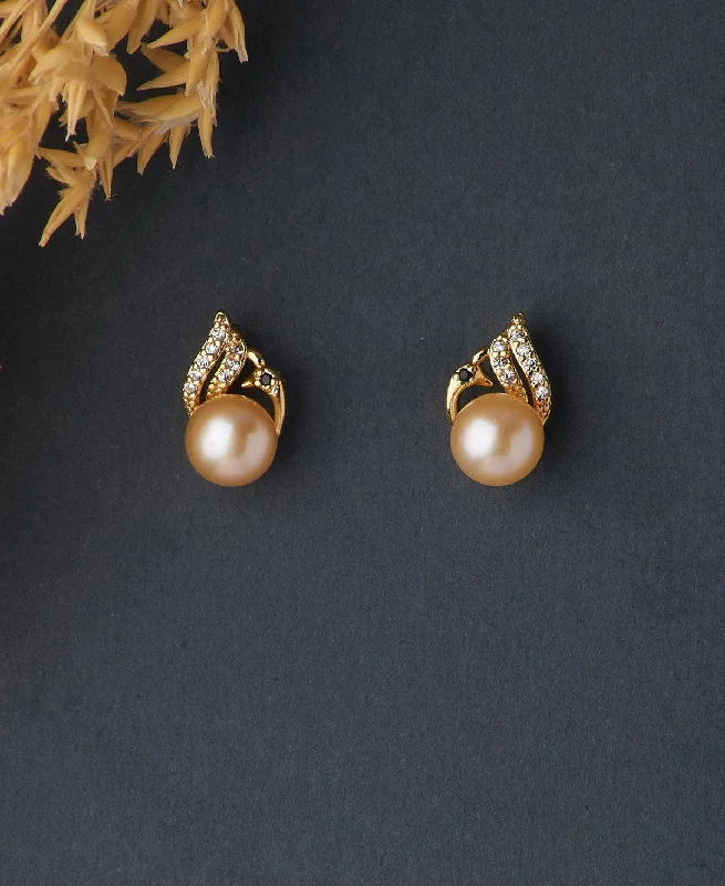 Ladies diamond earrings-Pretty Pink Pearl Stud Earring