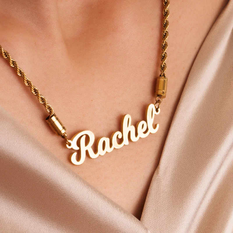 Ladies vintage-inspired necklace-Classic Nameplate Necklace