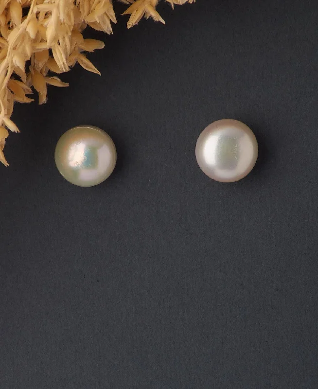 Ladies cluster earrings-Simple Pearl Stud Earring