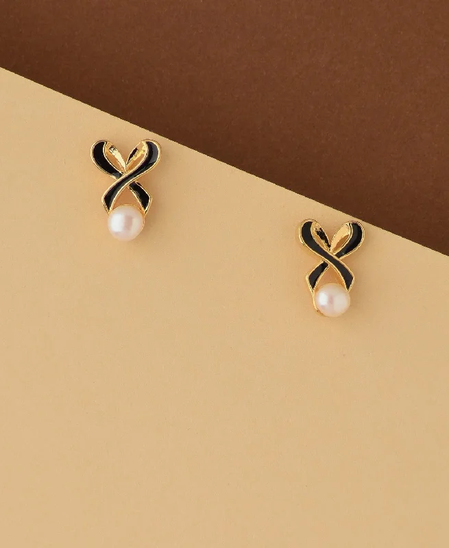 Ladies silver earrings-Simple and Sweet Real Pearl Stud Earring