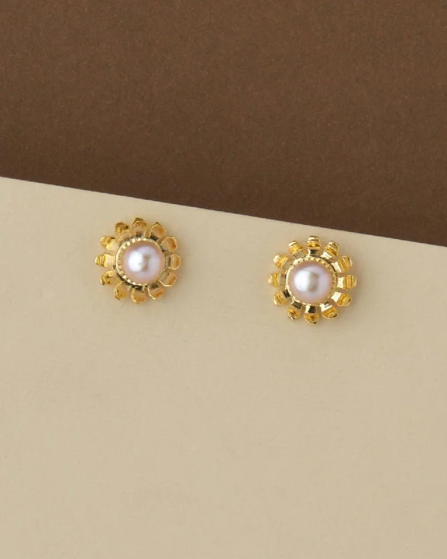 Ladies unique earrings-Simple Pearl Stud Earring