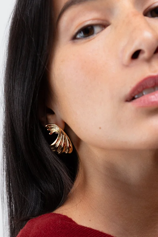 Ladies drop earrings-WING SHAPED EARRING