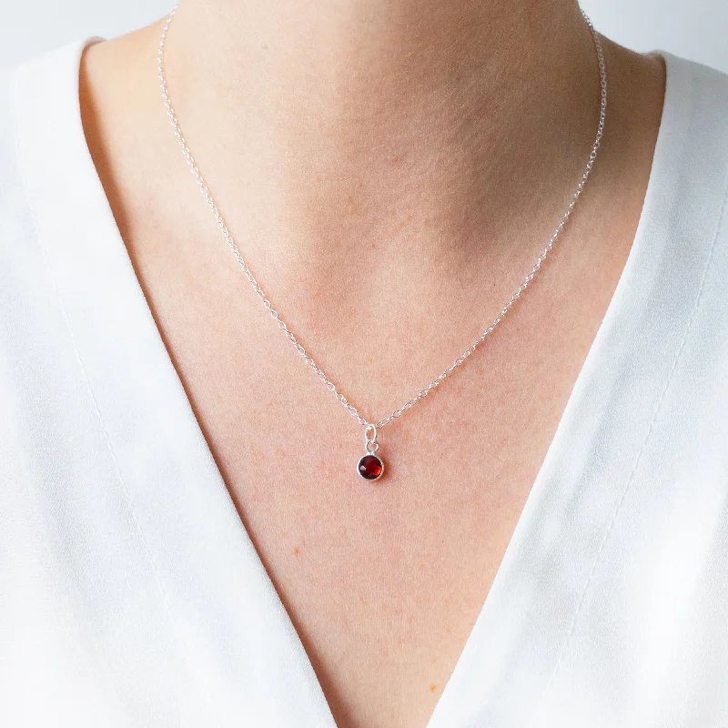 Ladies sterling silver pendant-Silver Garnet January Birthstone Necklace