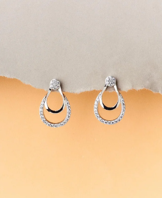 Ladies luxury drop earrings-Pretty Stone Studded Silver Earring