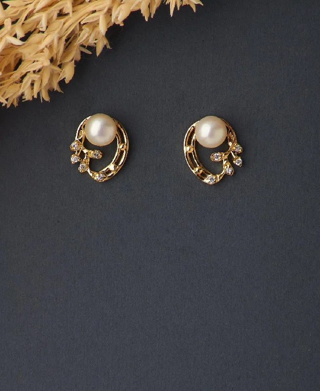 Ladies pearl drop earrings-Pretty Real Pearl Stud Earring