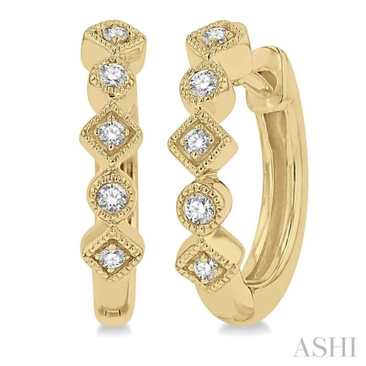 Ladies pearl stud earrings-1/10 Ctw Circular & Rhombus Mount Round Cut Diamond Huggie Earrings in 10K Yellow Gold