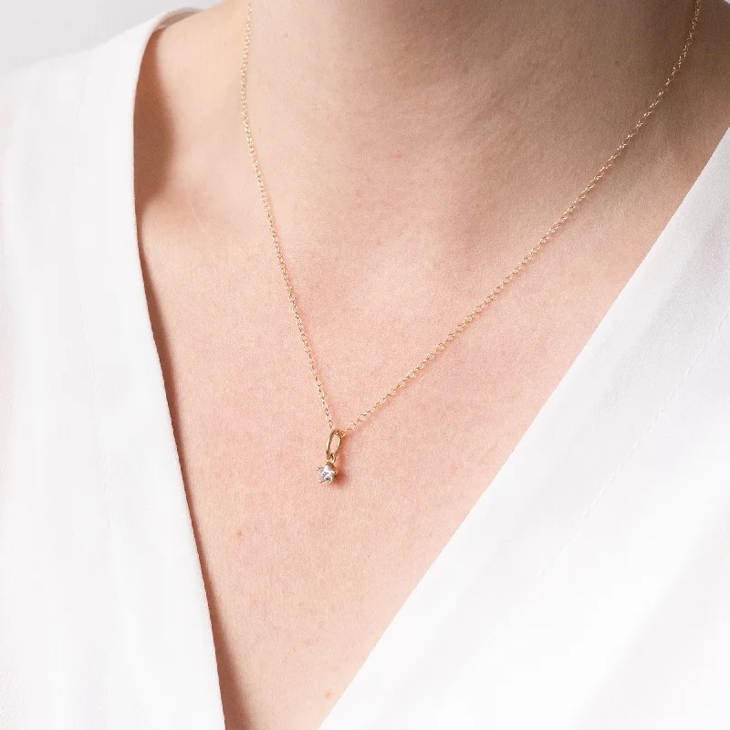 Ladies friendship necklace-Gold Cubic Zirconia Star Necklace