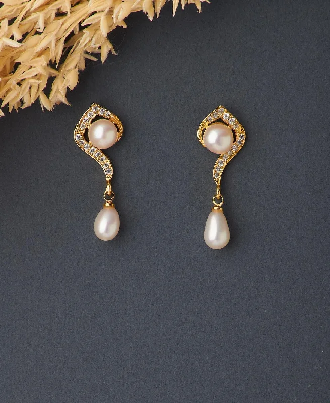 Ladies gemstone dangle earrings-Simple Real Pearl Hanging Earring