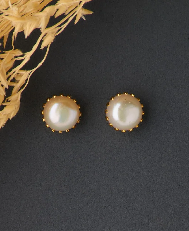 Ladies personalized earrings-Simple Pearl Stud Earring