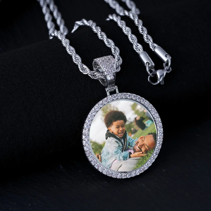 Ladies custom necklace-Hip-Hop Medallion Pendant Necklace