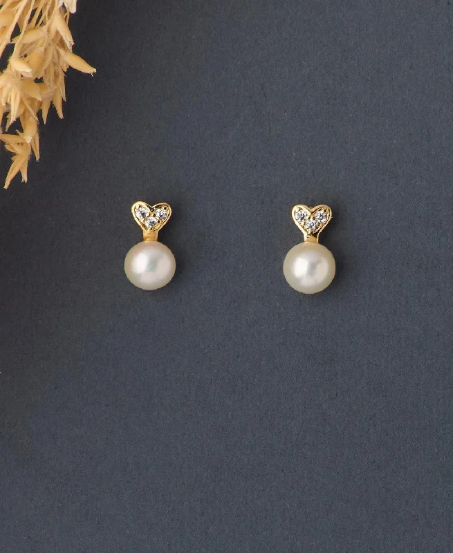 Ladies minimalist earrings-Pretty White Pearl Stud Earring