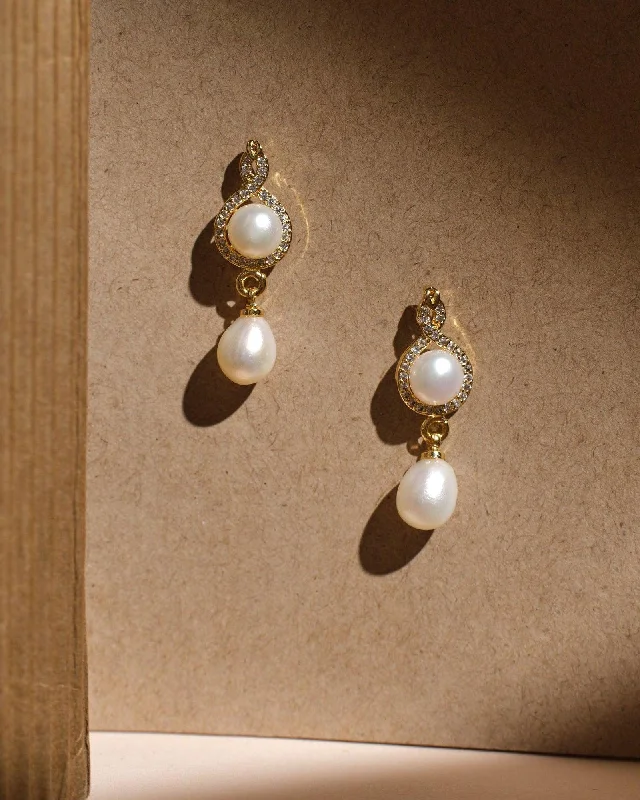 Ladies birthday gift earrings-The Janessa Drop Pearl Earrings