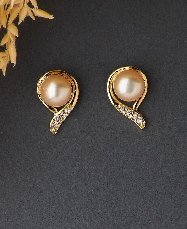 Ladies luxury drop earrings-Pretty Pearl Studded Earring