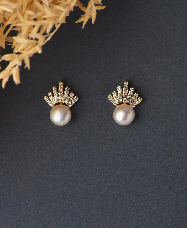 Ladies boho earrings-Pretty White Pearl Stud Earring