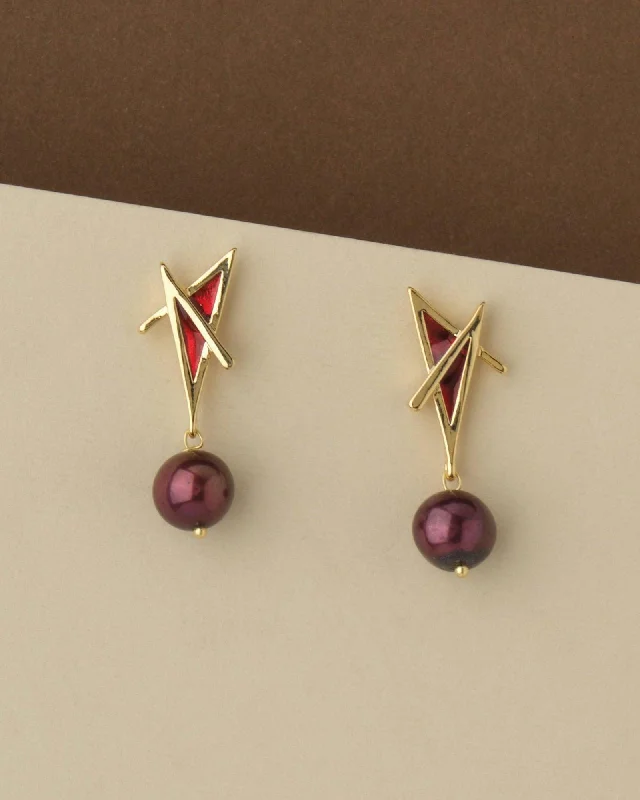 Ladies ruby earrings-Trendy Pearl Hanging Earring