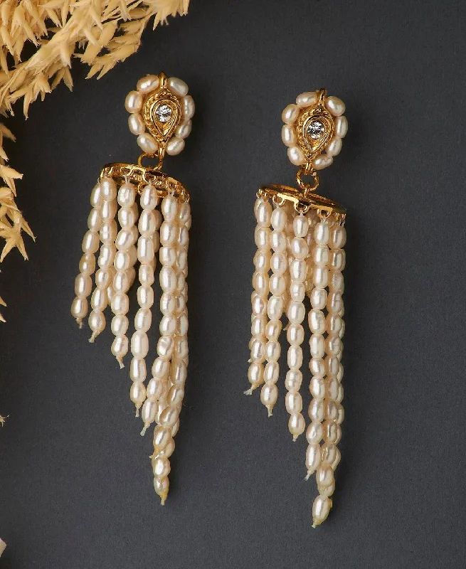 Ladies pearl stud earrings-Traditional Pearl Hanging Earrings