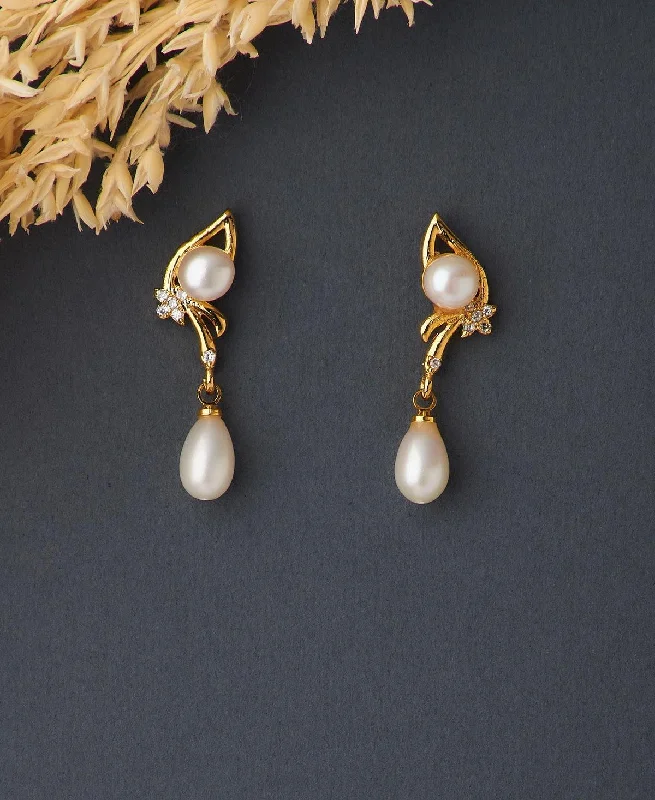 Ladies elegant earrings-Simple Real Pearl Hanging Earring